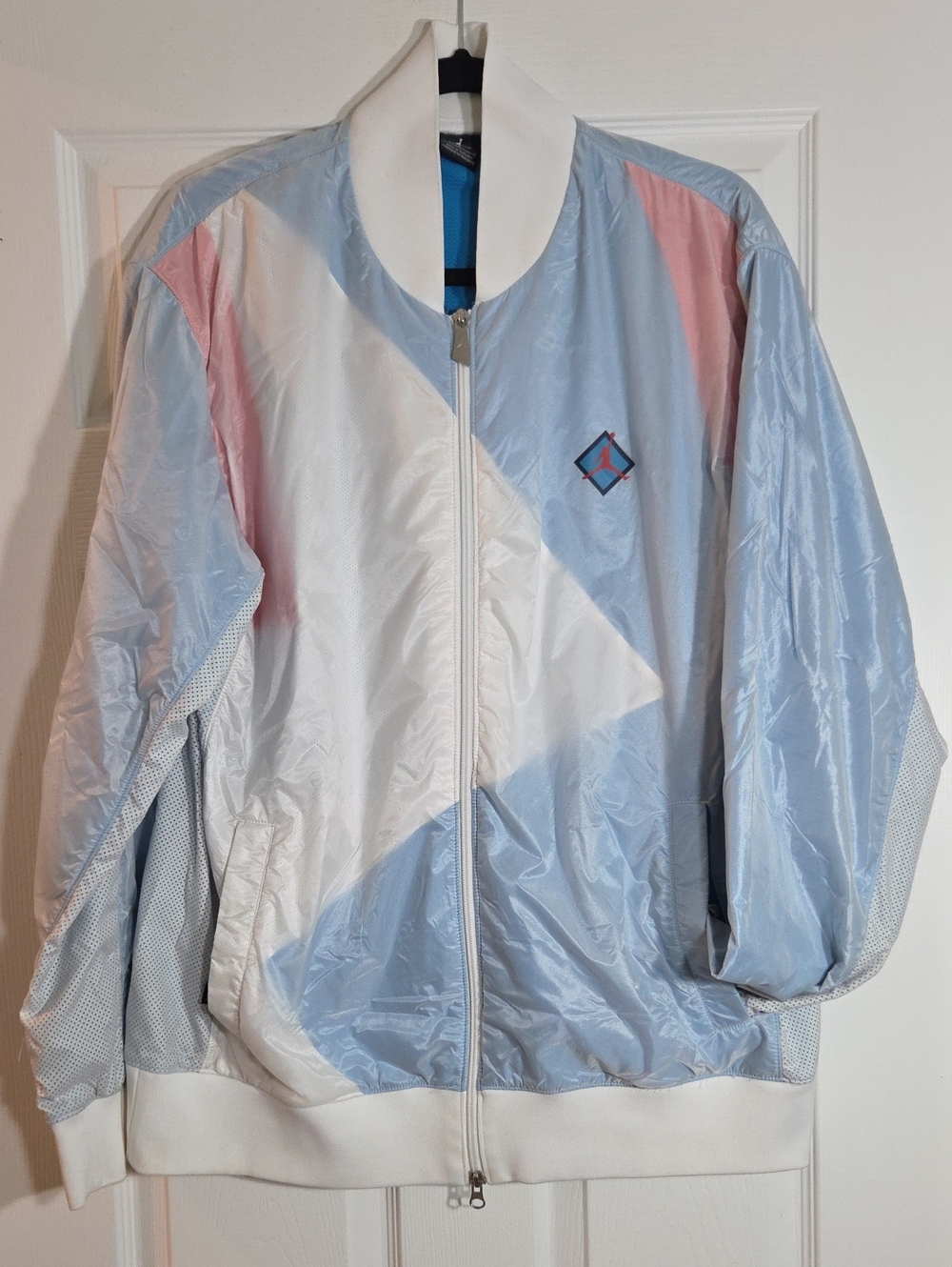 Jordan Men's Light Blue, White & Red Colorblock Windbreaker Jacket